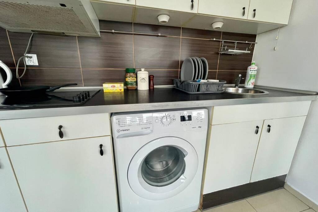 Sawa Apartment 2Xmetro Wifi 500 Mbs 50'Tv Netflix Hbo Appletv+ Варшава Екстер'єр фото
