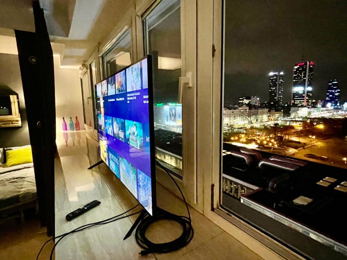 Sawa Apartment 2Xmetro Wifi 500 Mbs 50'Tv Netflix Hbo Appletv+ Варшава Екстер'єр фото